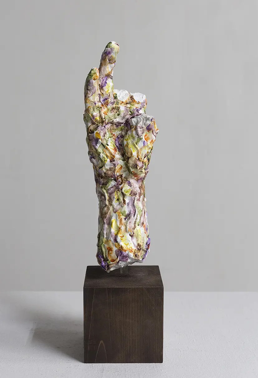 Right Hand (Yellow) by Takanosuke Yasui