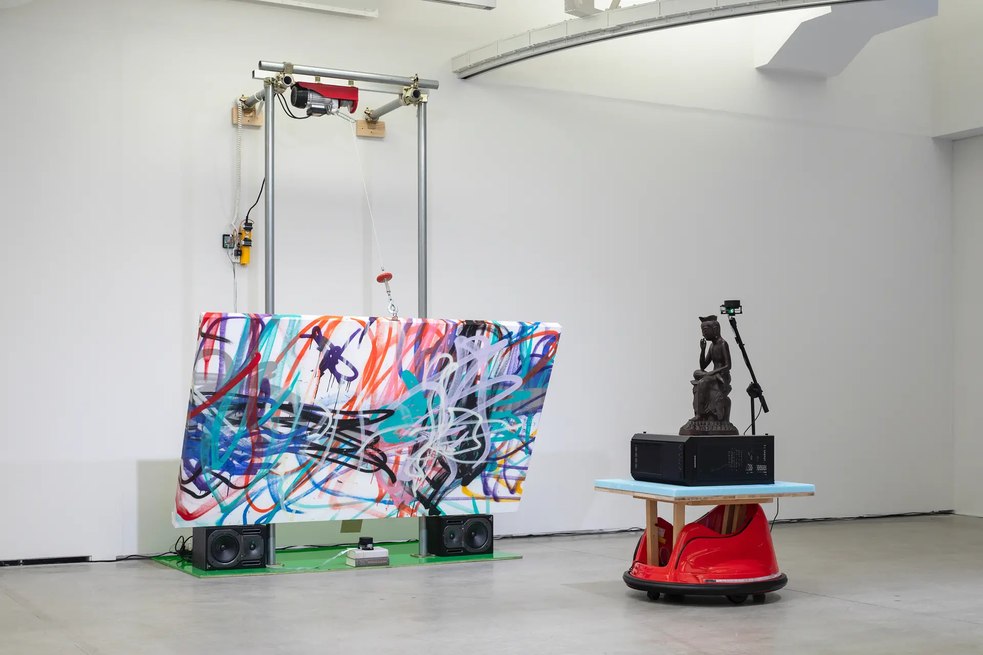 観賞から逃れる by やんツー | Online art store for contemporary art