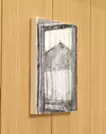山もしくは家の影