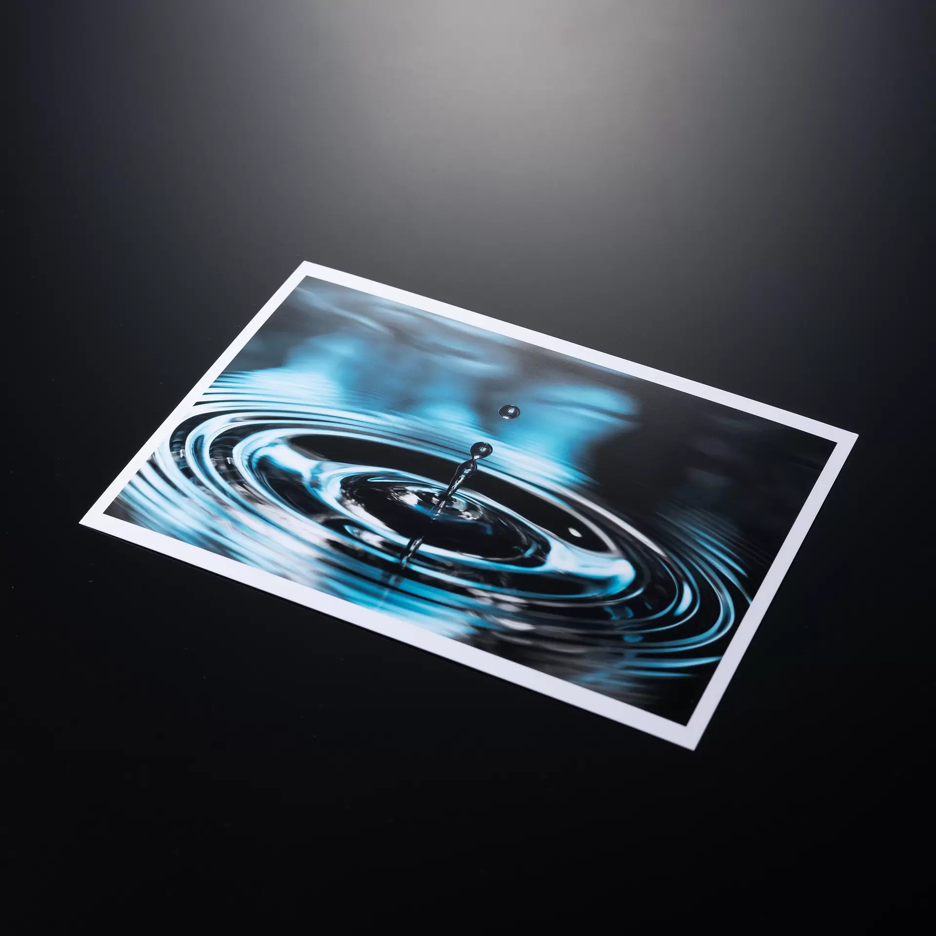 一滴から広がる水の波紋 by 藤原来夢 | 現代アートの販売・通販 | ArtSticker