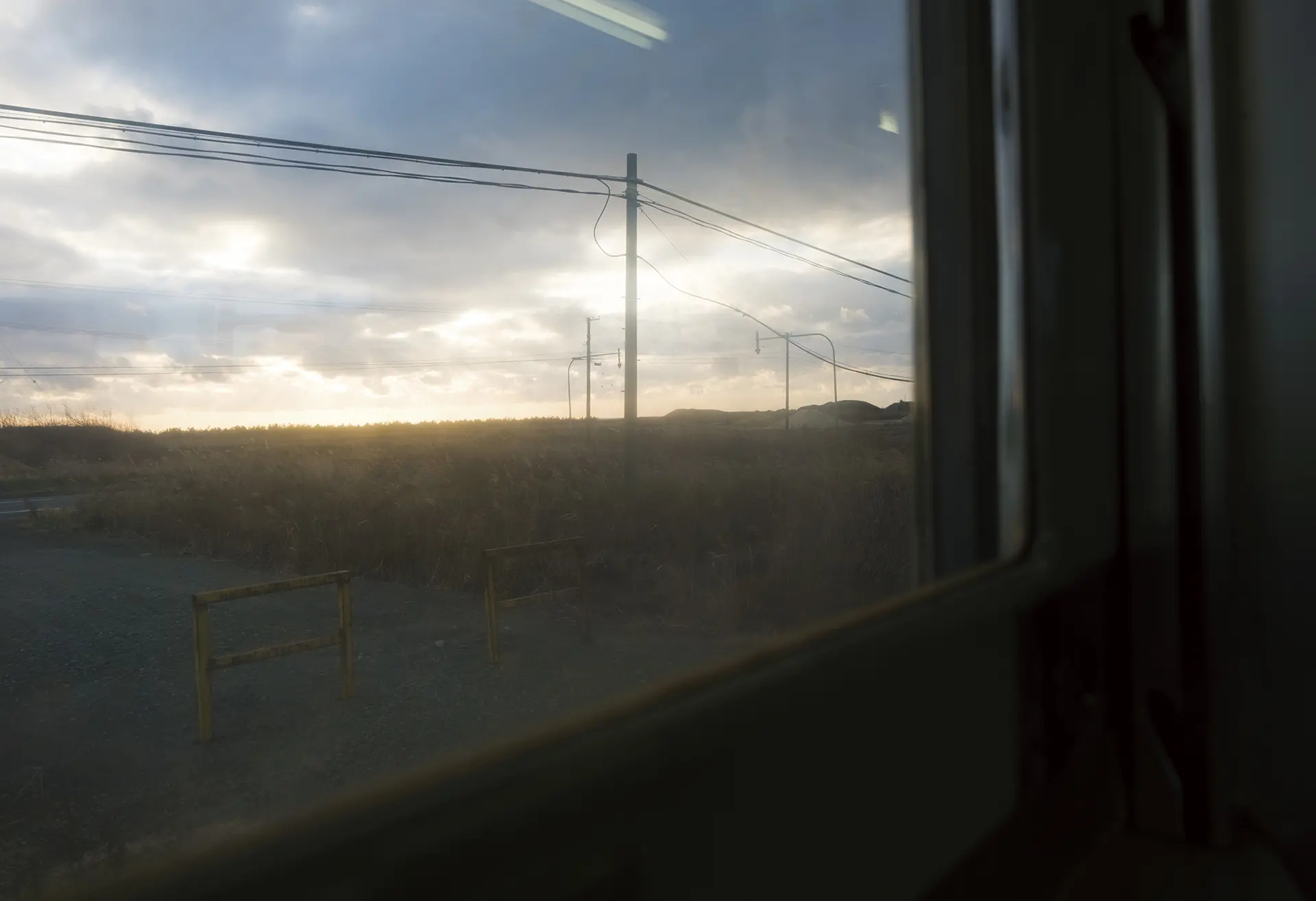 窓 -Layered Journey-