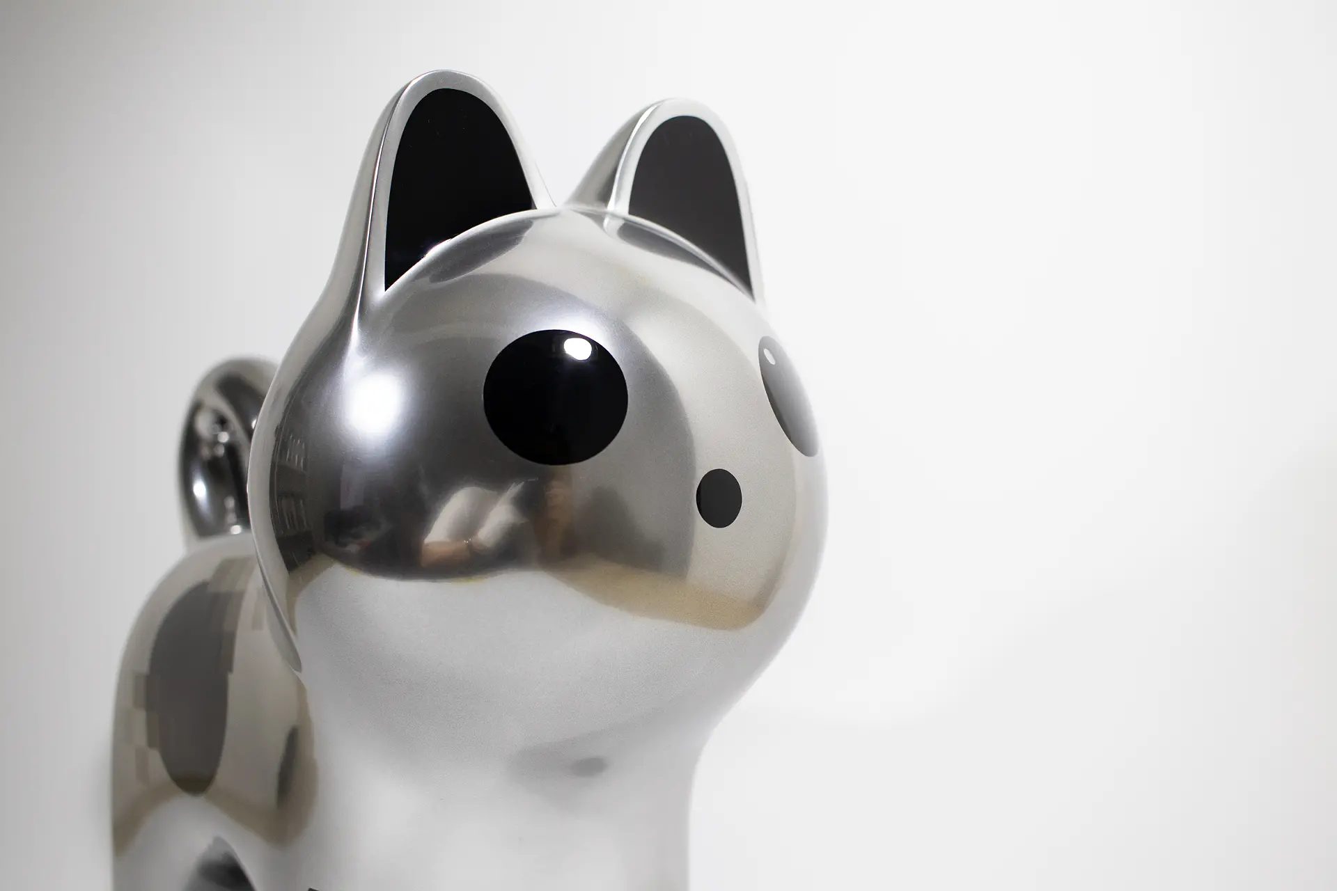 犬張り子 Reflectron 01 by 吉田 朗 | 現代アートの販売・通販