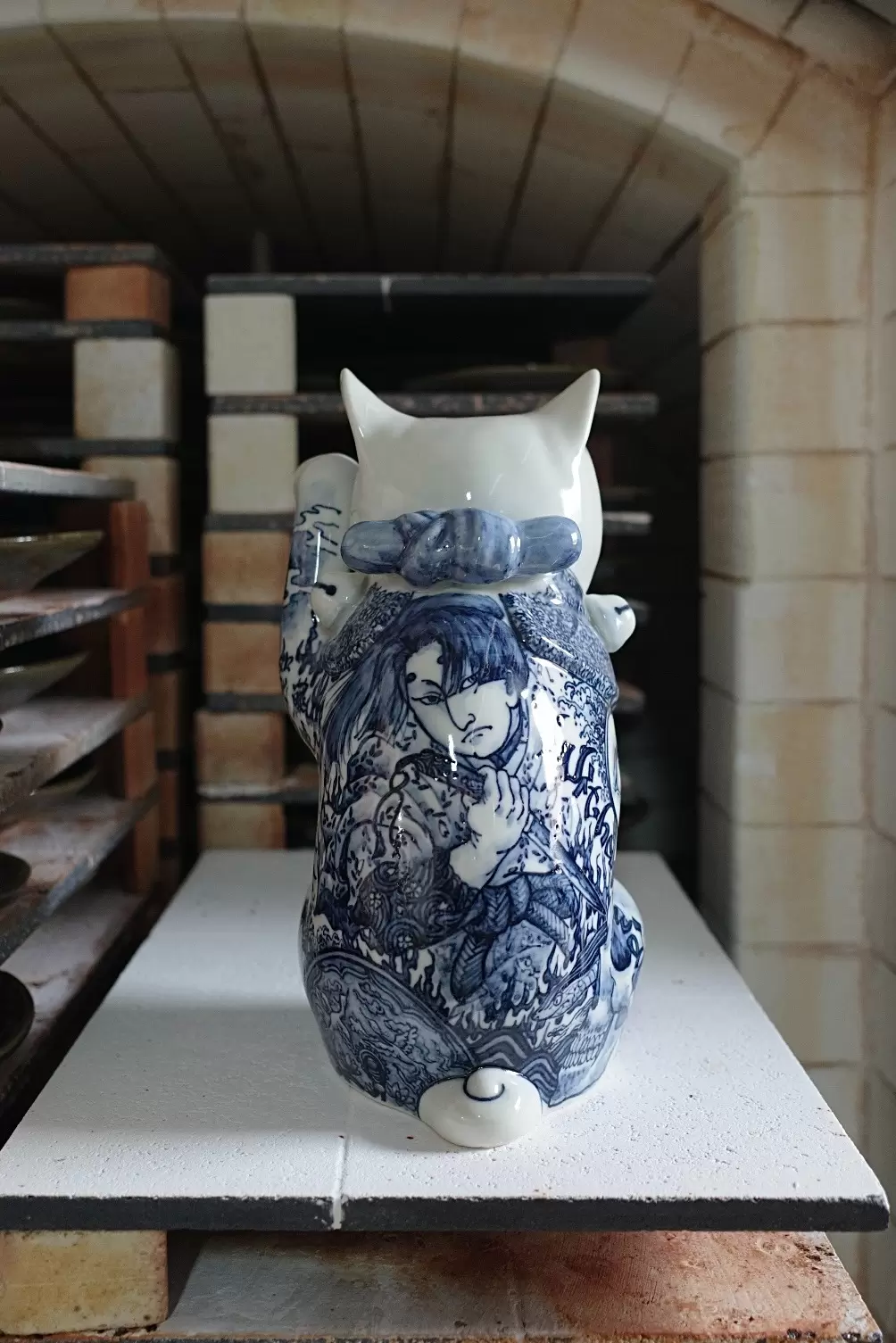 八寸招き猫 Object Other Observer by 穴山 文香 | 現代アートの販売