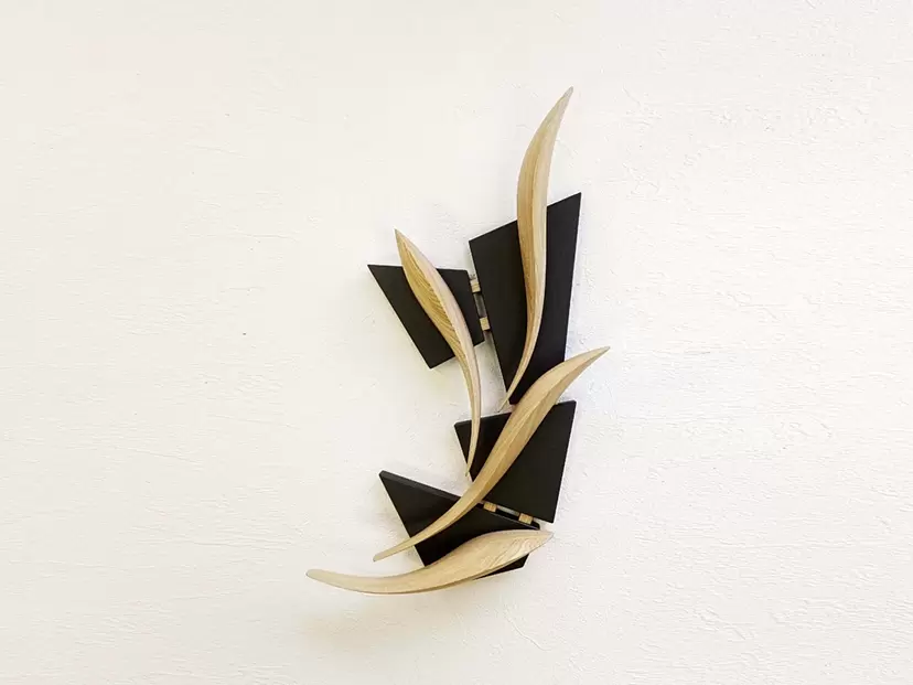壁掛けオブジェ「群」 by 松下純一 | 現代アートの販売・通販 | ArtSticker