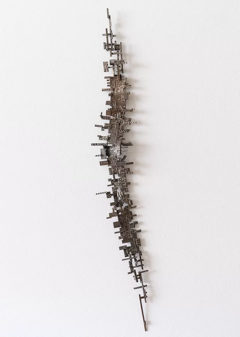 undulation-8 by 久野 彩子