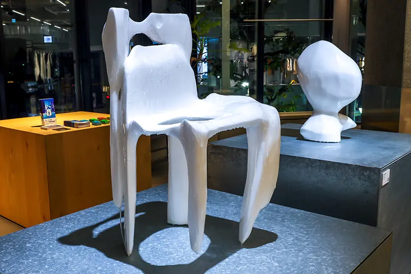 chair by Yuma Kishi