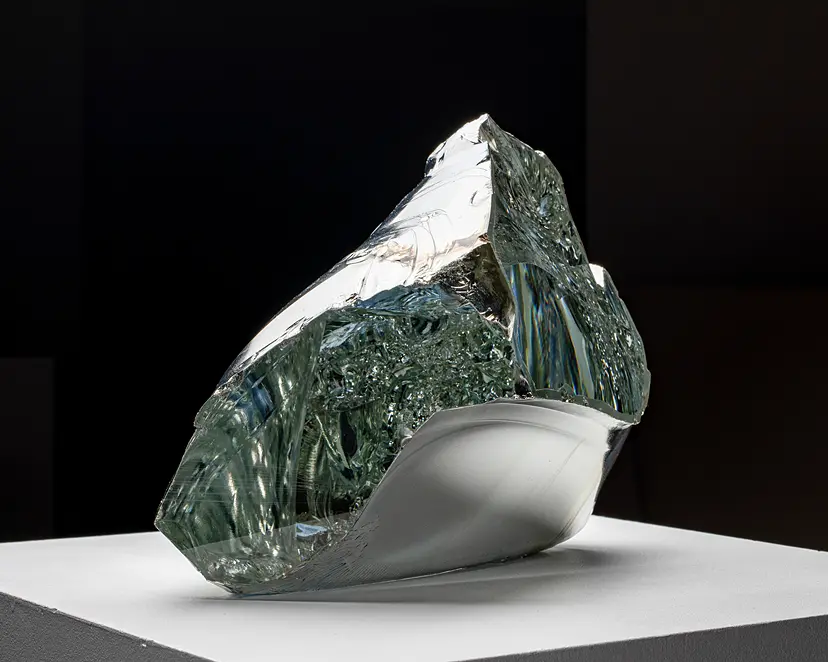 mirror in the rough 11952g by 井村 一登