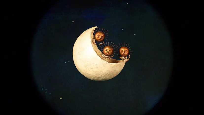 the moon by 矢口 由奈