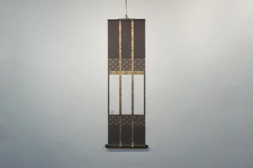 frame of self, "long front hair" by 國廣 沙織  |  Saori Kunihiro