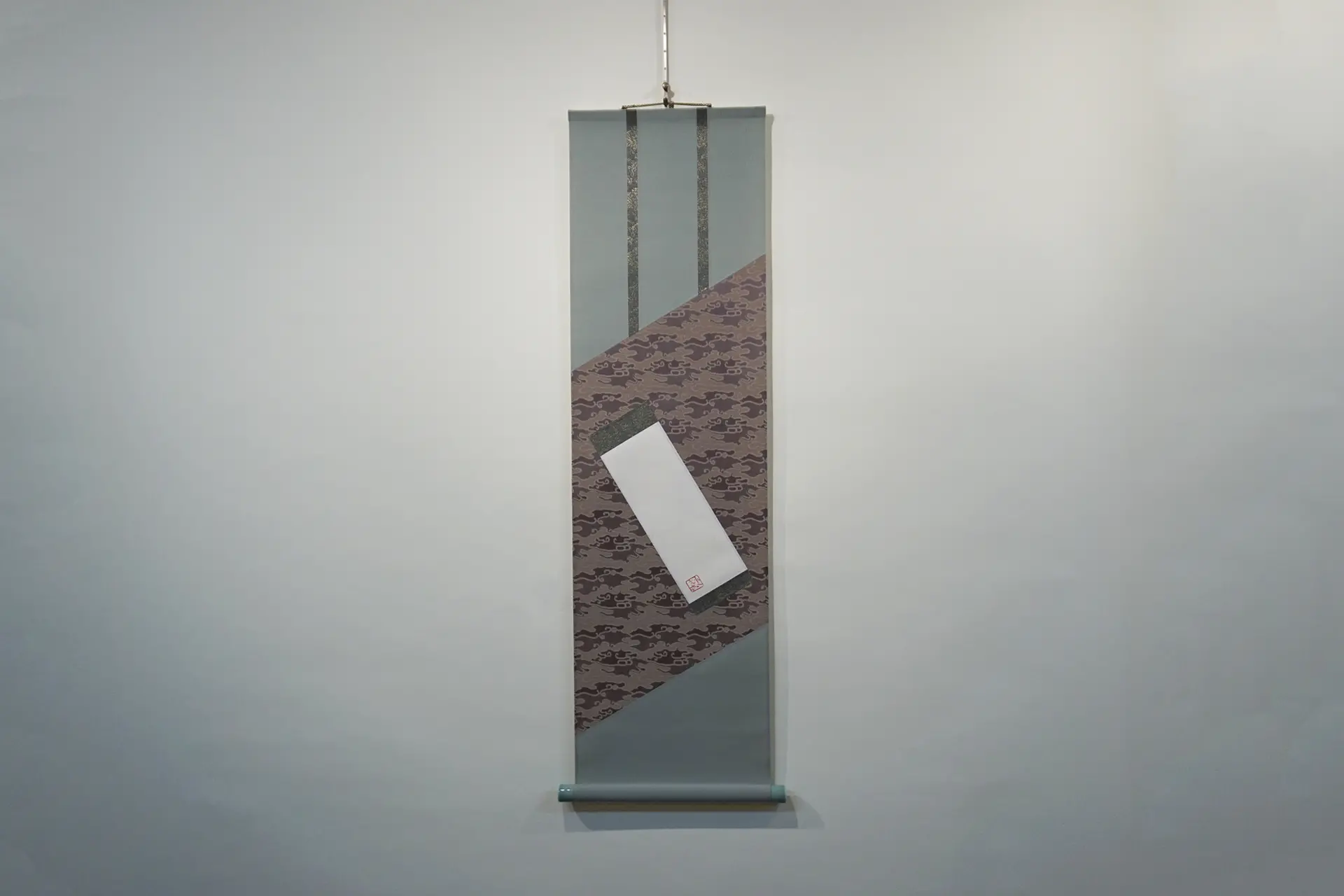 frame of self, "diagonal"