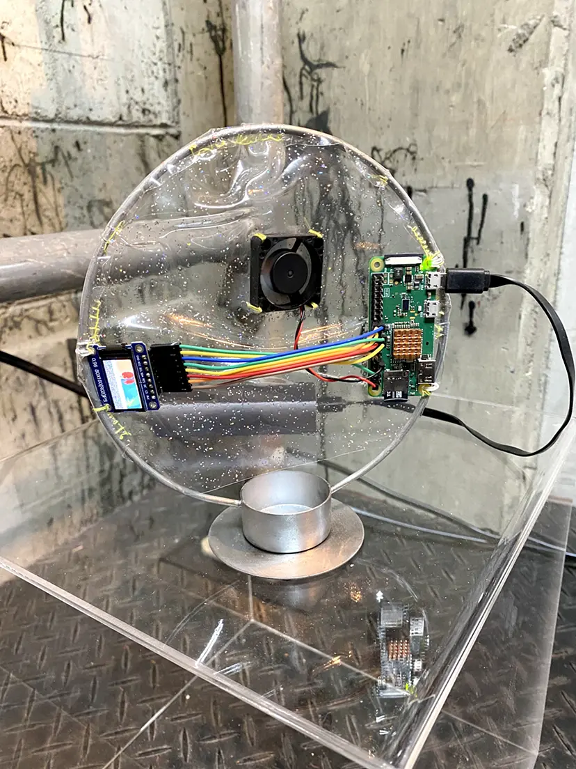 the heat gets to me(with glitch) by 彌永ゆり子
