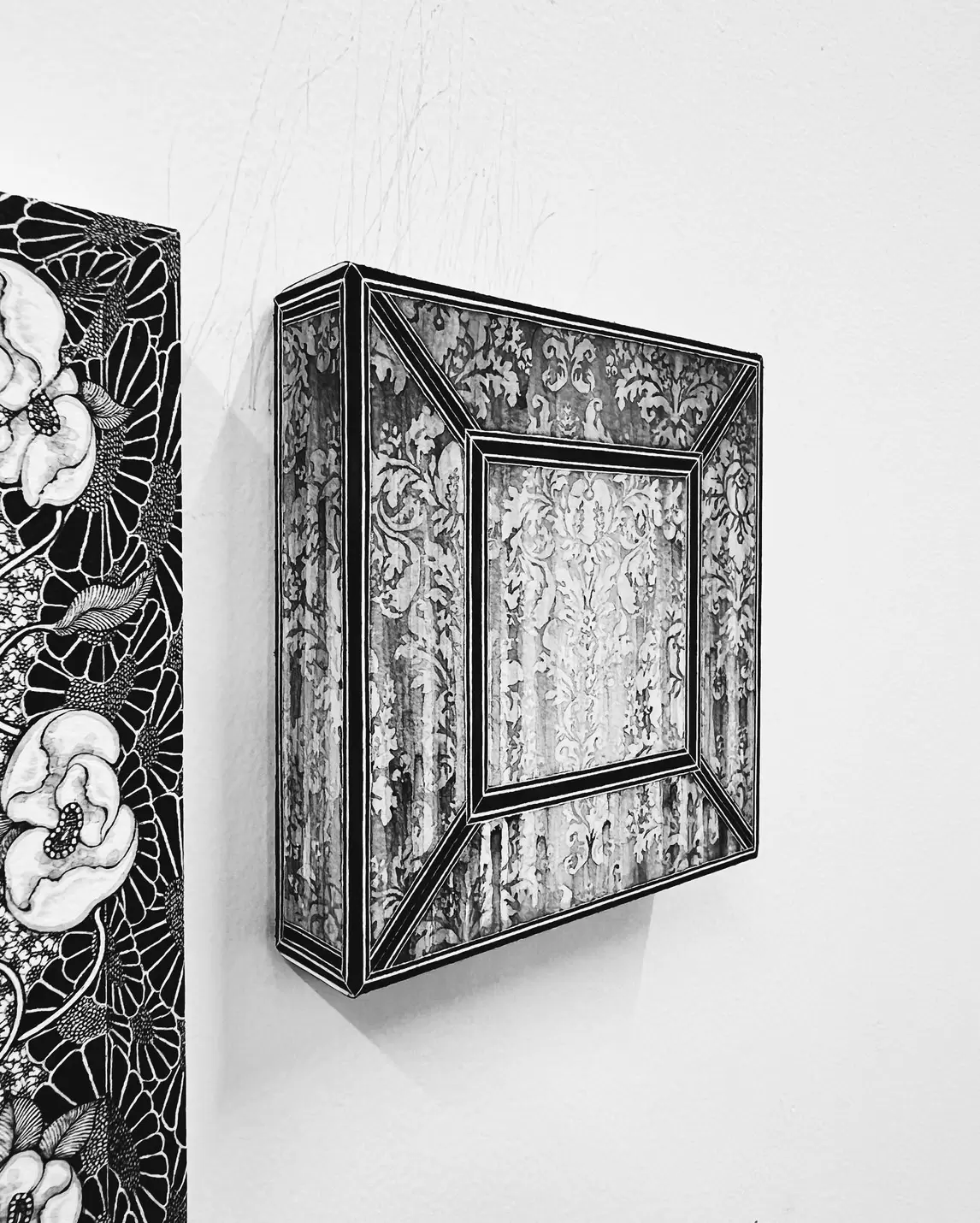 【ましもゆき陰霧Shade2012原画 ink on paper 額装】 とおくはなれてそばにいて by ましも ゆき | 現代アートの販売・通販