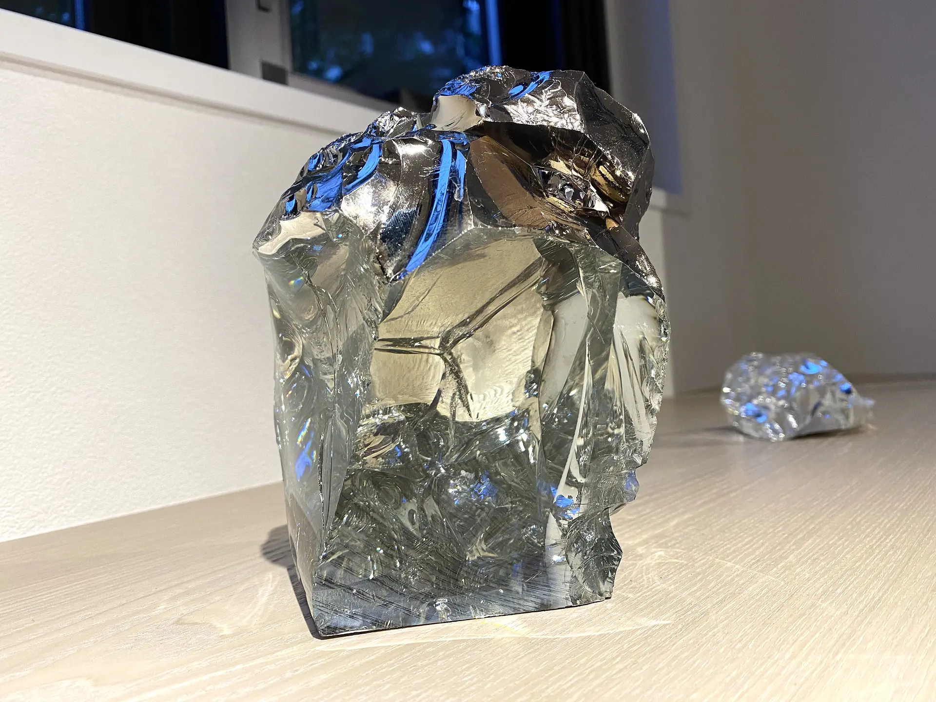 mirror in the rough 2586g by 井村 一登 | 現代アートの販売・通販