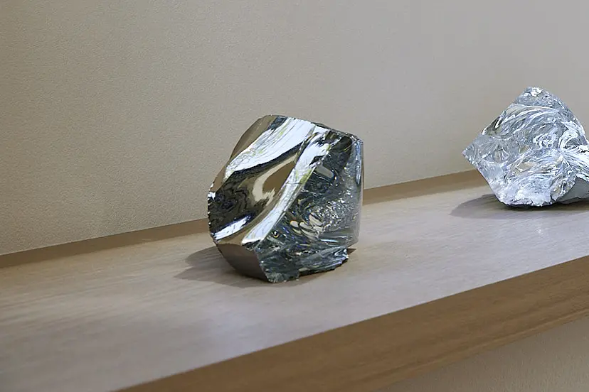 mirror in the rough 3461g by 井村 一登