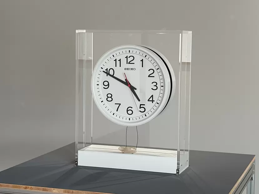 Internal clock by 上田 尚宏