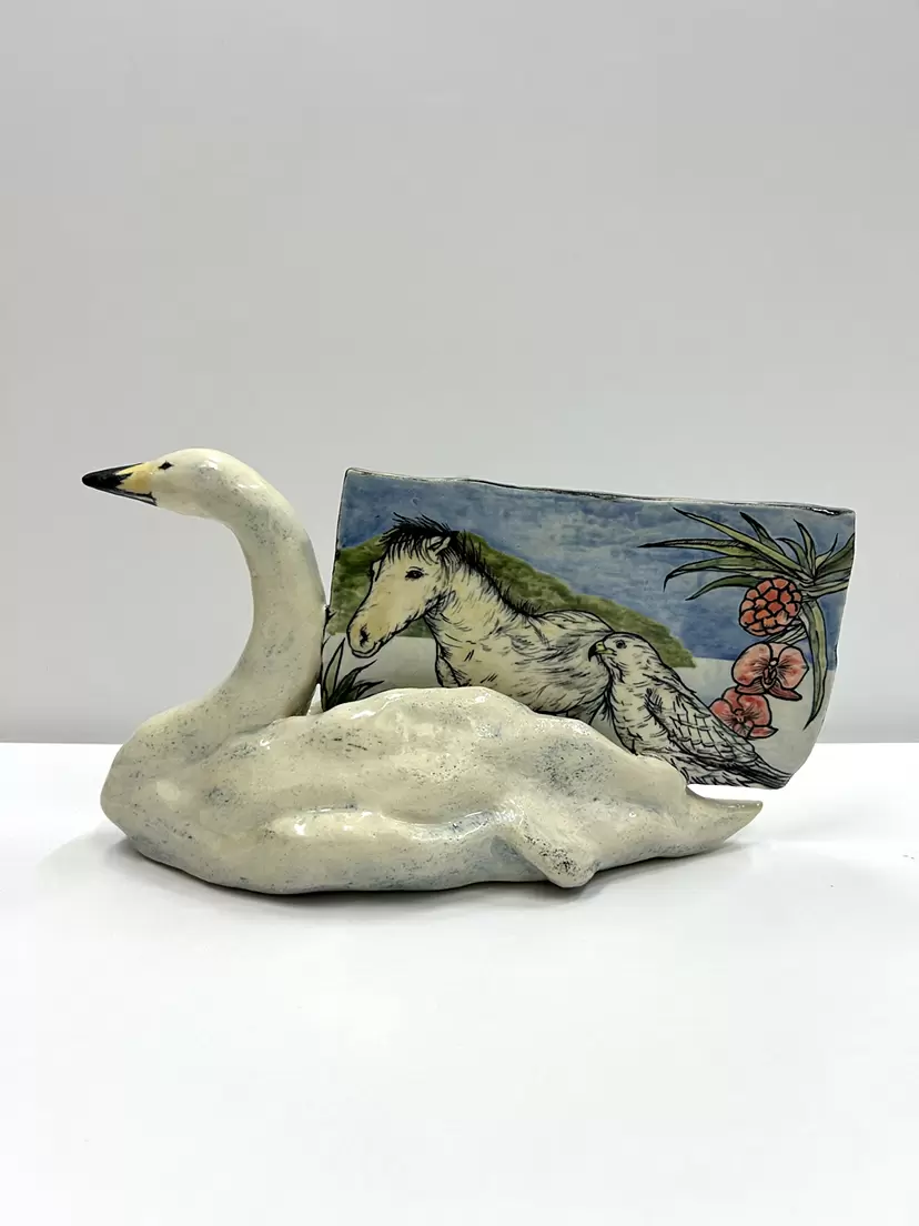 Swan Messenger by 杉田万智
