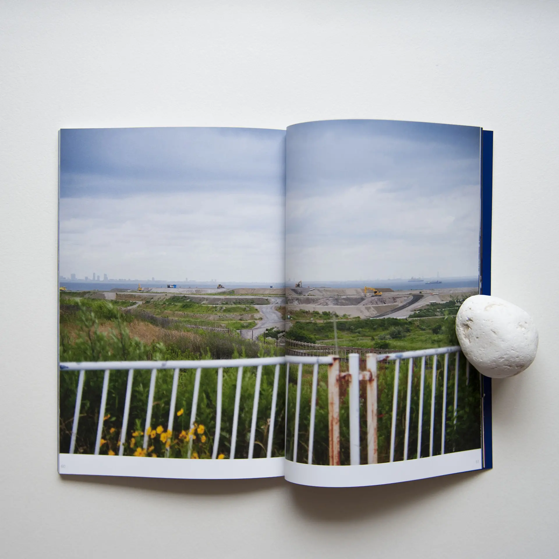 青海三丁目 地先の肖像 1（ZINE） by 2.5 architects 森藤文華＋