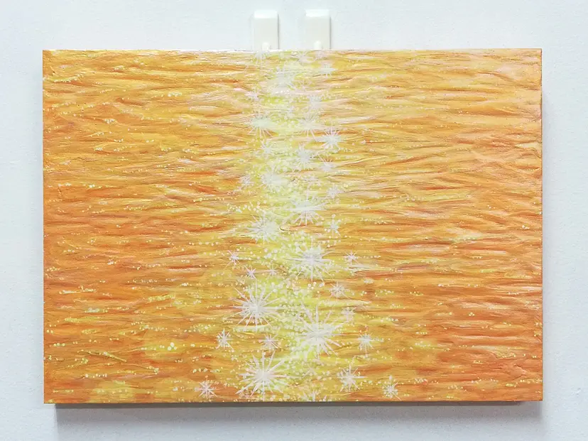 Golden light healing by 高尾美智