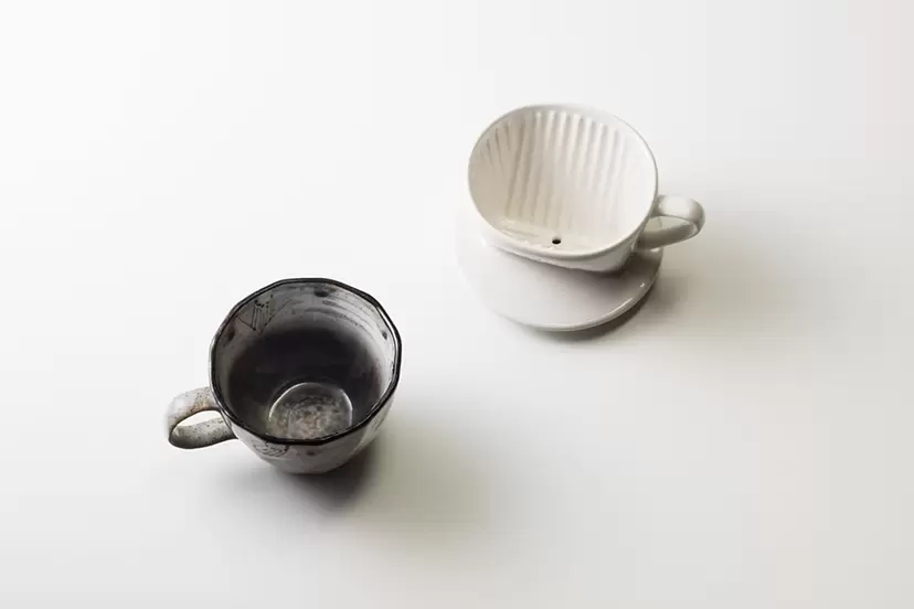 Bundled Light: Coffee Dripper and Cup by Nozomi Suzuki