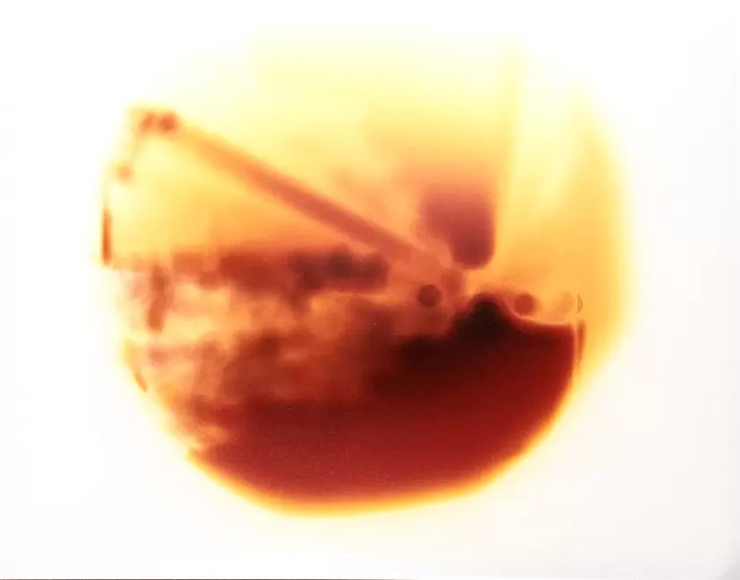 Monologue of the Light：見沼代用水 通船堀をデザインした欄干の穴から 緑区 埼玉_2 by 鈴木 のぞみ