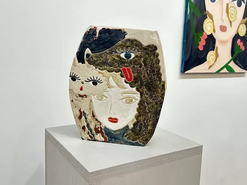 ceramic 2 by 中村桃子