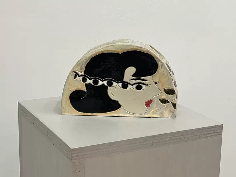 ceramic 4 by 中村桃子