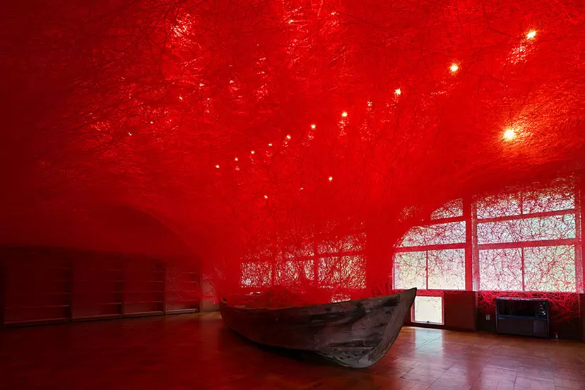 【A01】時を運ぶ船｜The Boat Which Carries Time by Chiharu Shiota
