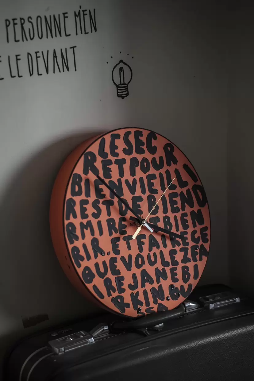 H /clock by AKILLER & COOSINZ