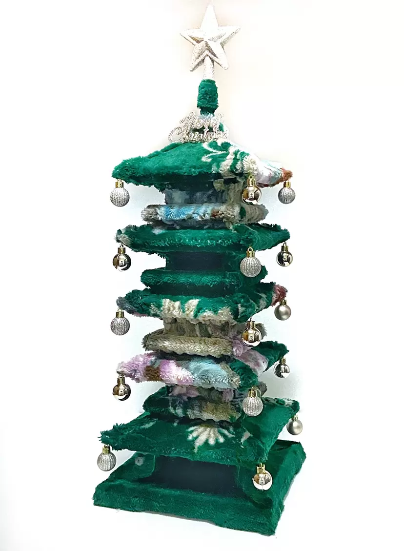 MerryXmas Five-Story Tower by 江頭 誠