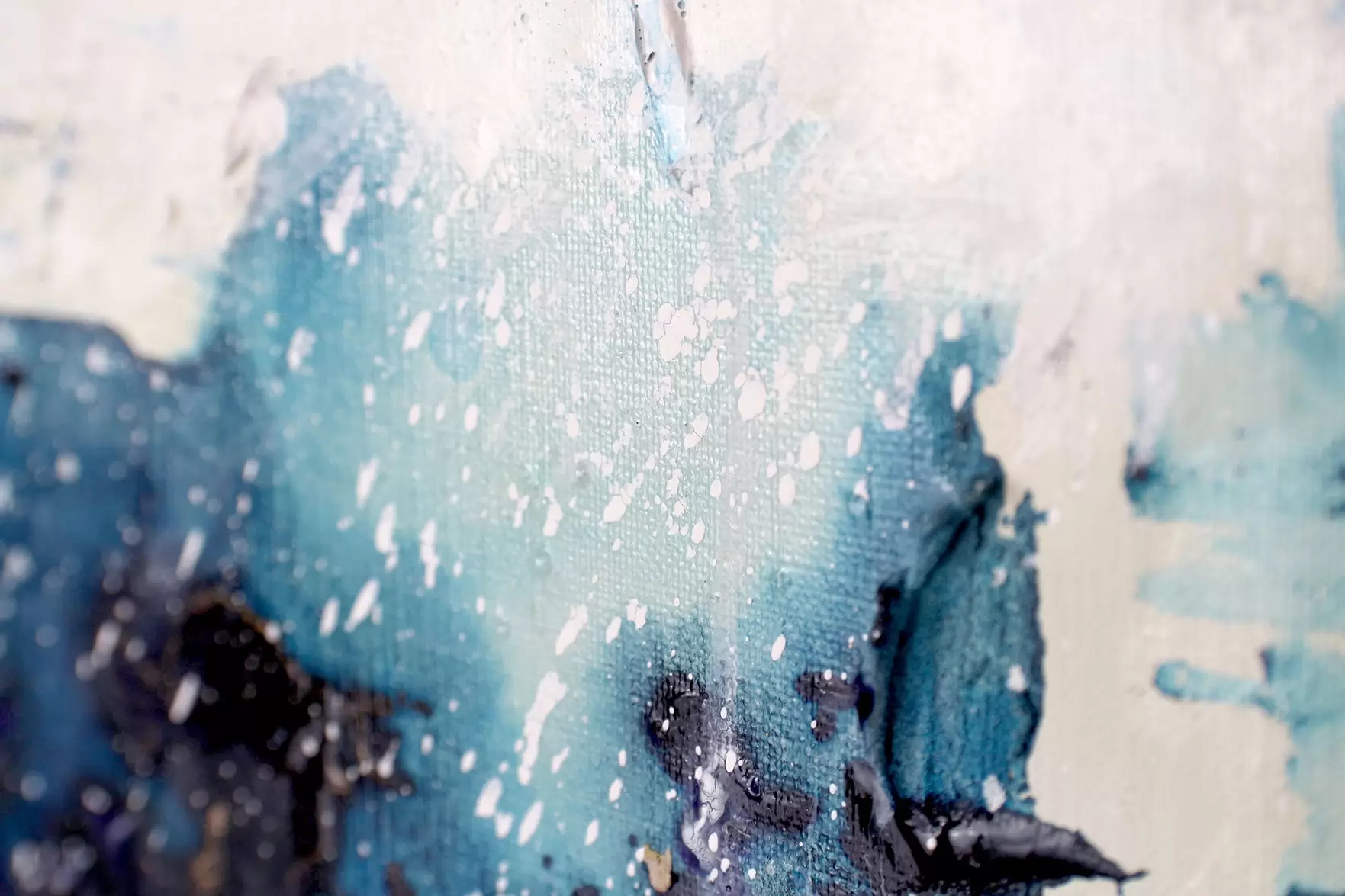 Through the gap of light 光の隙間から、その先へ by ayaka nakamura