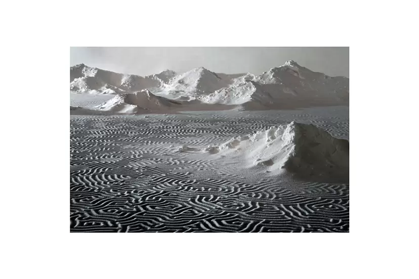 Staying in Time by Motoi Yamamoto