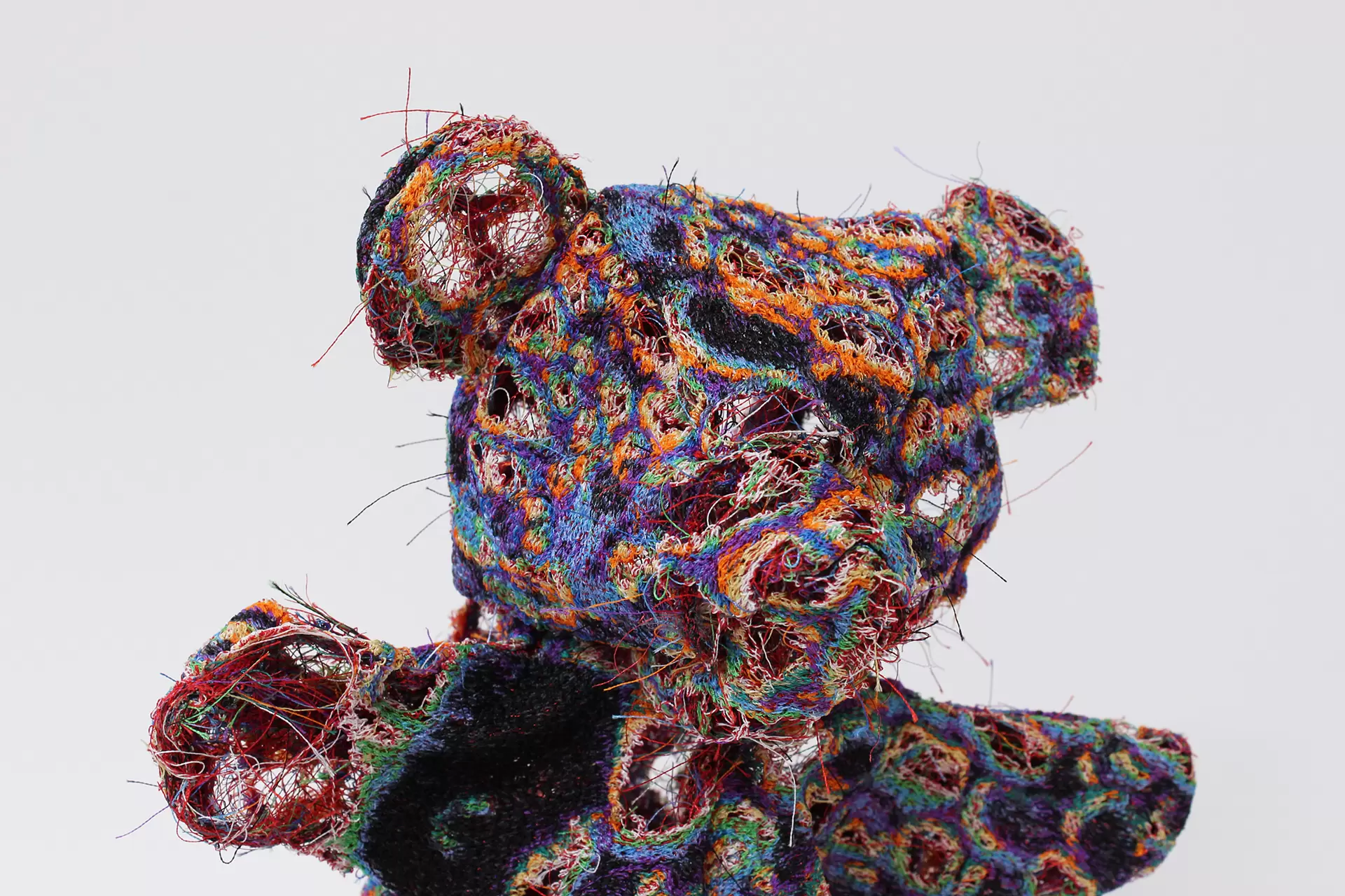 Knots Bear -サイボウぐ熊- by 宮田彩加 | 現代アートの販売・通販