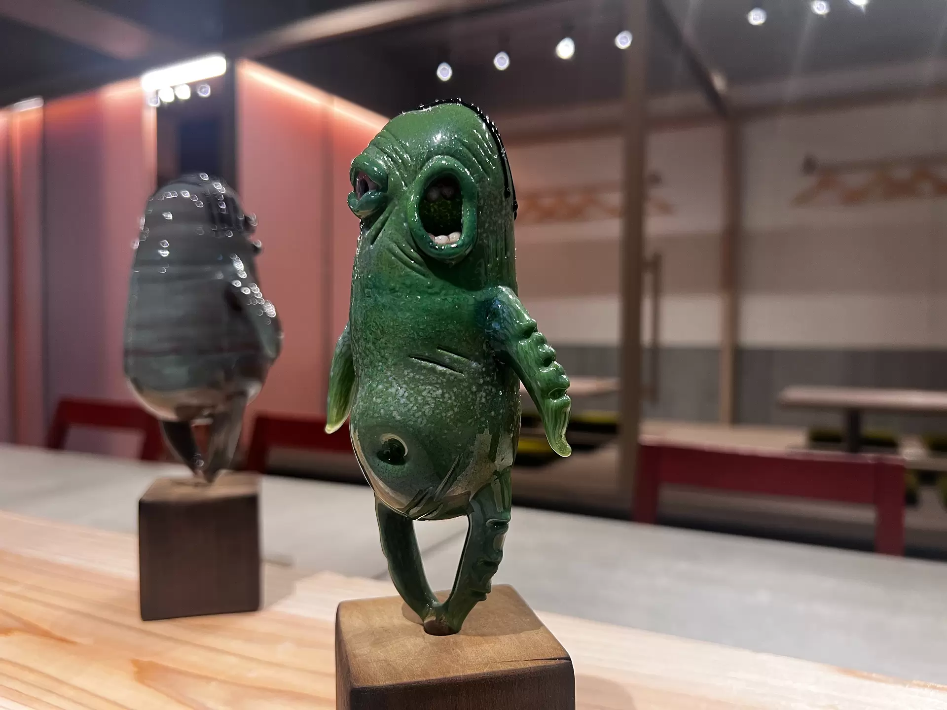 あくび by 三平 硝子 | 現代アートの販売・通販 | ArtSticker