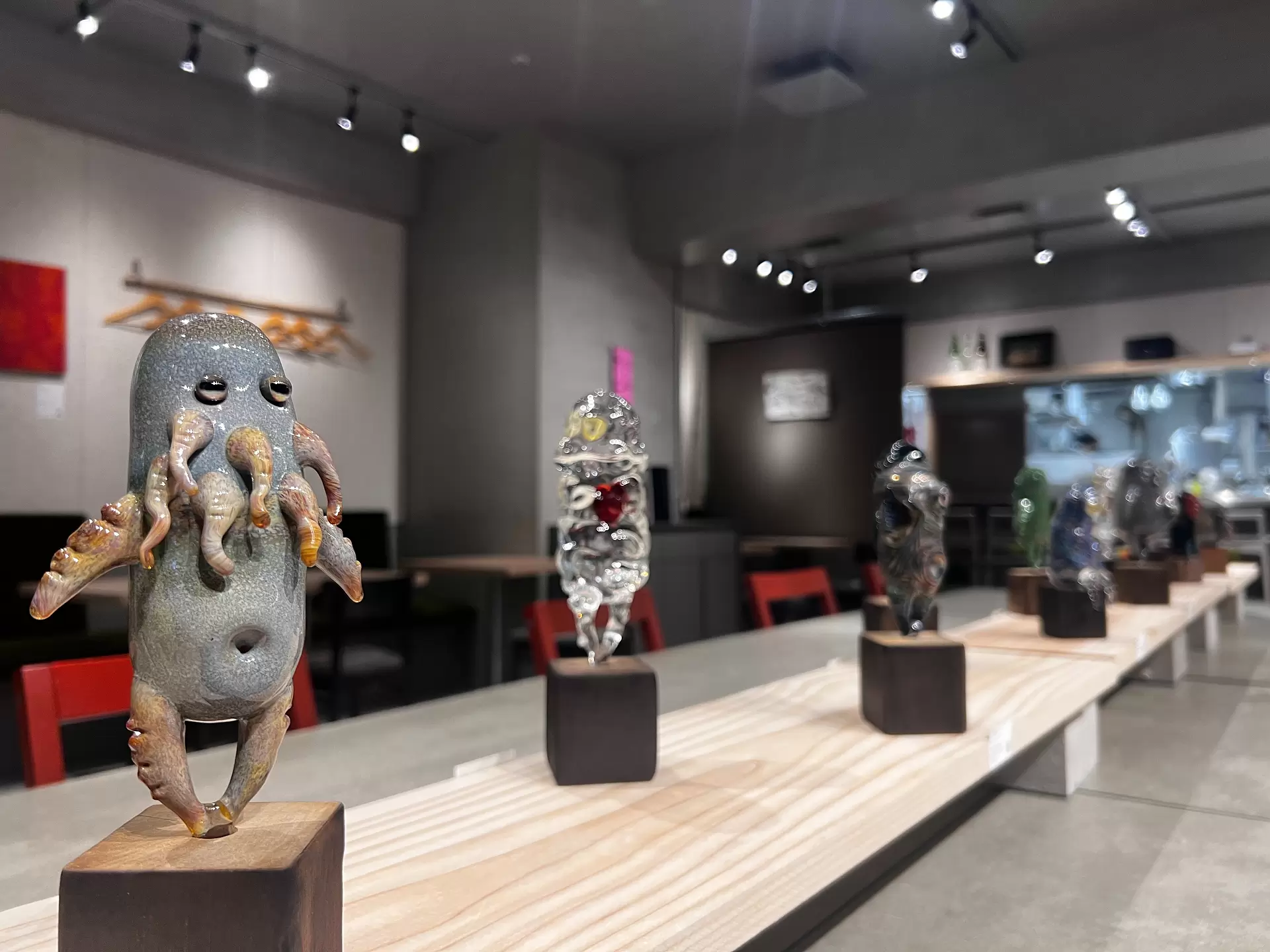 あくび by 三平 硝子 | 現代アートの販売・通販 | ArtSticker