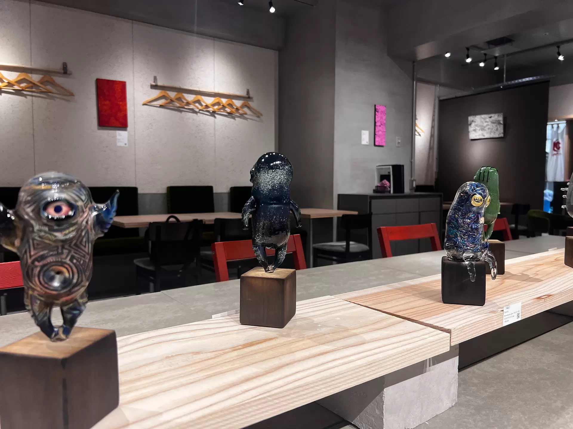 あくび by 三平 硝子 | 現代アートの販売・通販 | ArtSticker