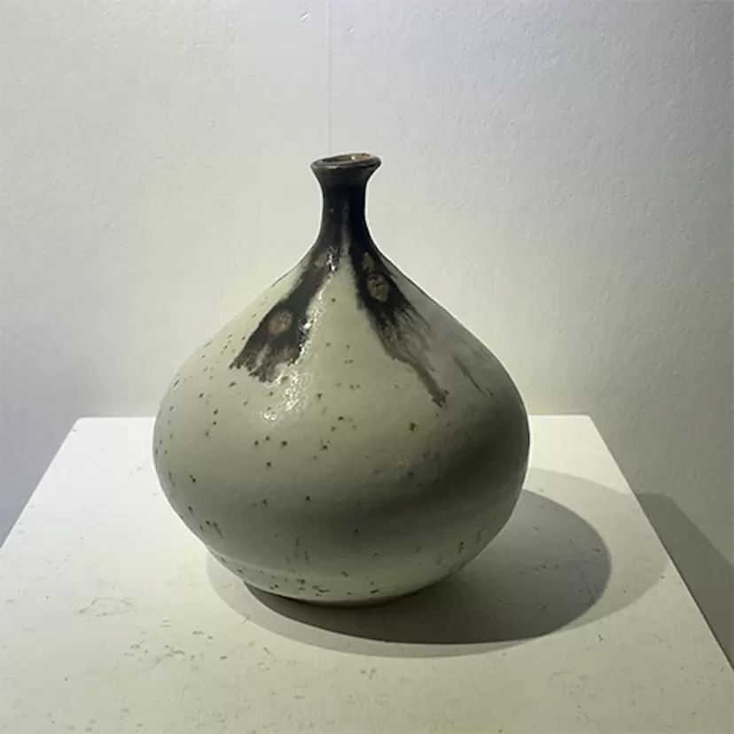 SAKURA MILK VASE_KA-1