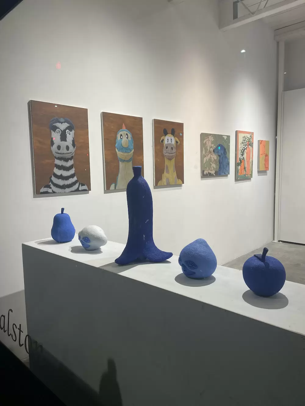 Zebra waiting by 竹内みか | 現代アートの販売・通販 | ArtSticker